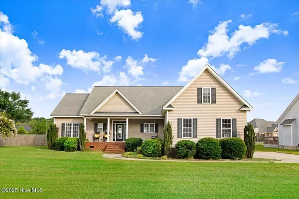 203 Clemens DR, Pikeville, NC 27863