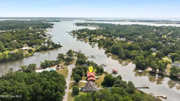 Sneads Ferry, NC 28460,308 Ennett LN