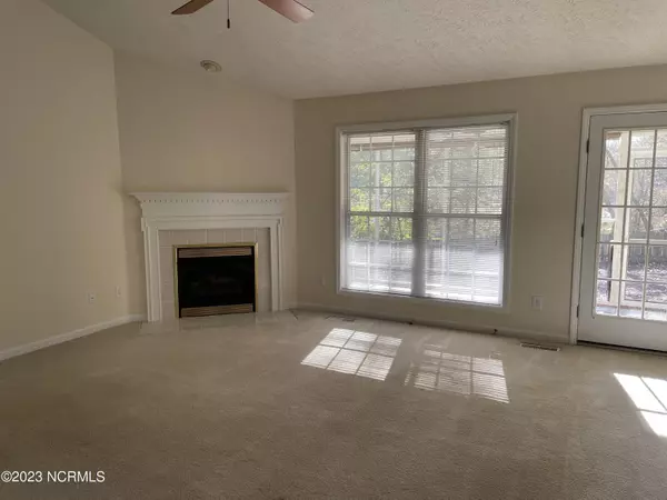 Pinehurst, NC 28374,3 Hialeah PL