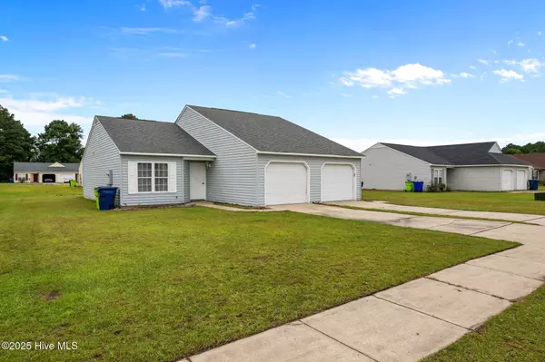114 Kobe DR, Havelock, NC 28532