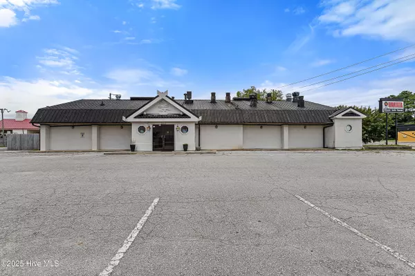 2553 Onslow DR, Jacksonville, NC 28540