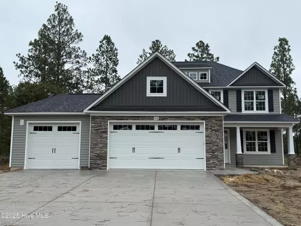 816 Winds WAY, Aberdeen, NC 28315