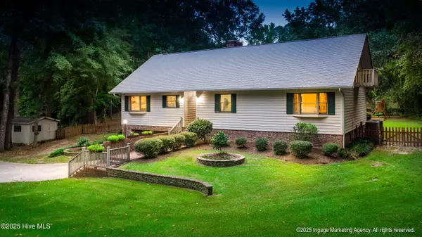 Greenville, NC 27858,108 Windermere CT