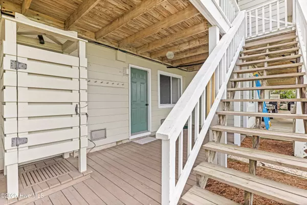 Wrightsville Beach, NC 28480,217 Lees Cut