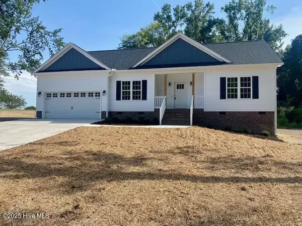 Pikeville, NC 27863,213 Willowbrook DR