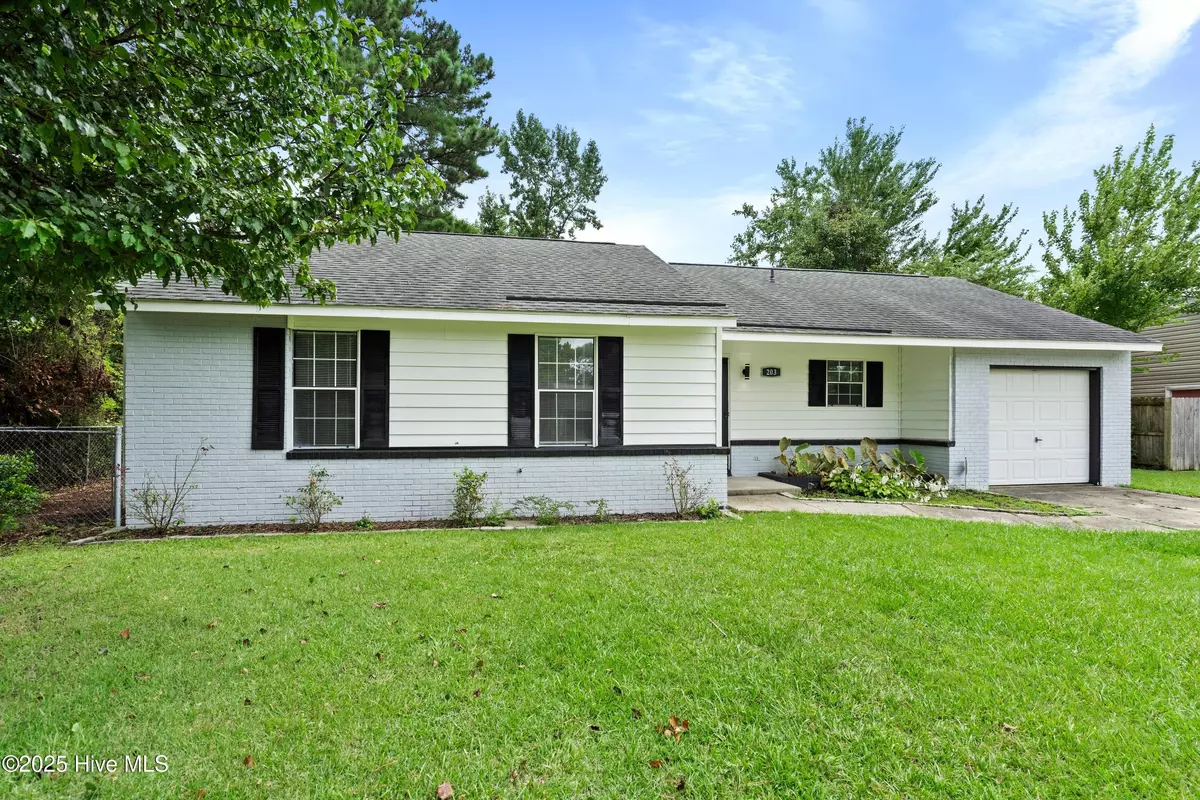 Jacksonville, NC 28546,203 Dennis RD
