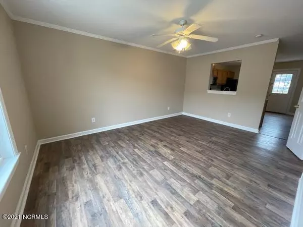 Jacksonville, NC 28546,911 Springwood DR