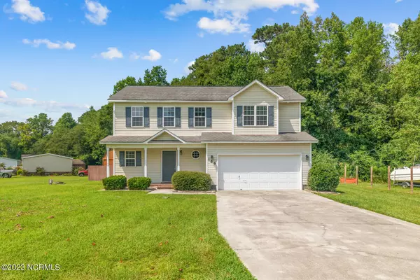 156 Baysden RD, Chinquapin, NC 28521