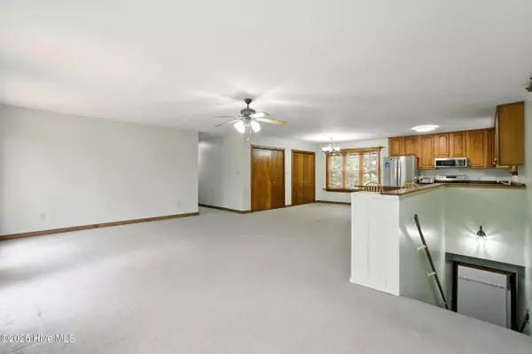 Maple, NC 27956,142 Majors Island RD