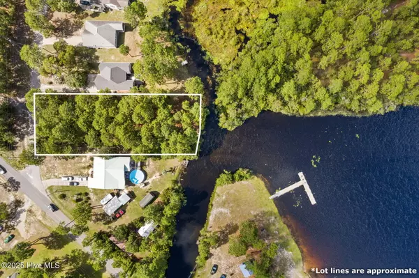 Southport, NC 28461,1118 Grace RD