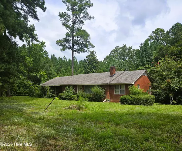 Ayden, NC 28513,4941 Stokestown St John RD