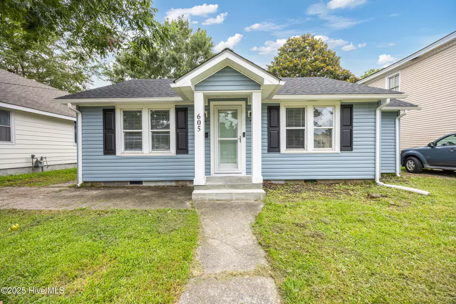 605 Maple ST, Elizabeth City, NC 27909