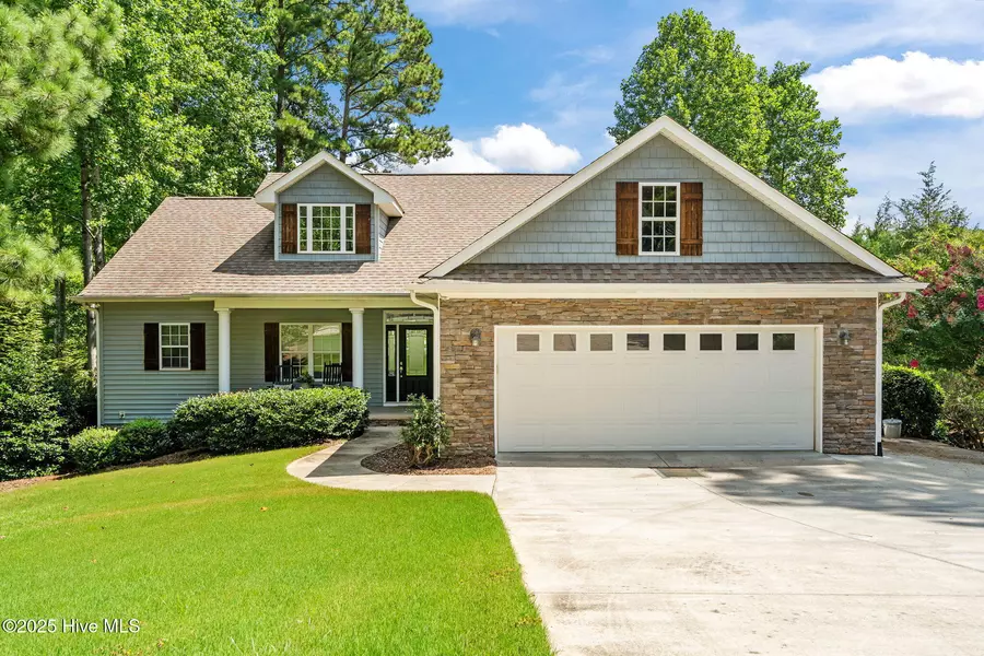530 Lake Forest DR SE, Pinehurst, NC 28374