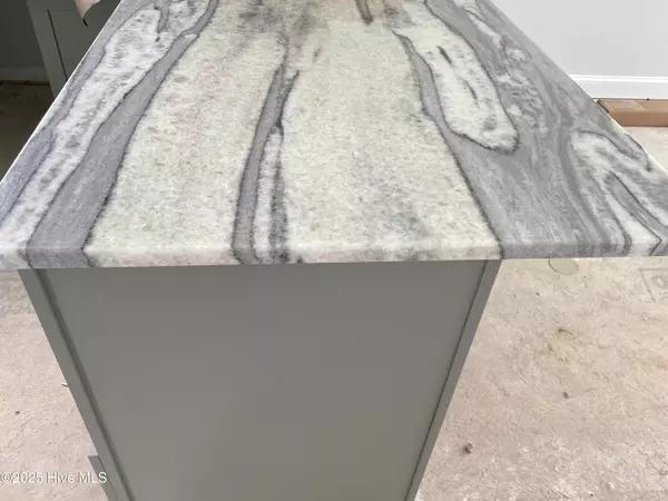 Oriental, NC 28571,4007 Tarpon DR