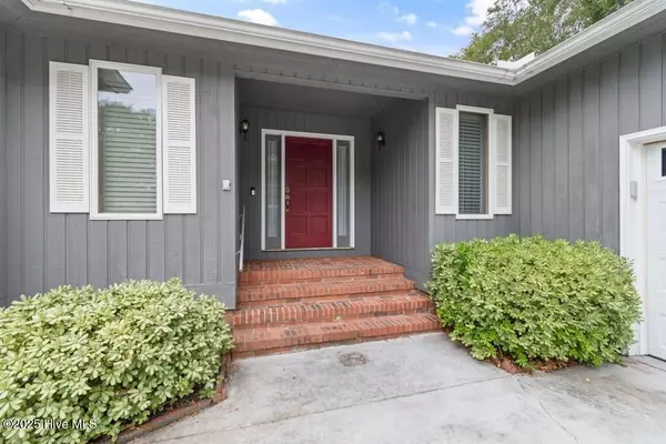 Sunset Beach, NC 28468,401 Sea Trail DR W