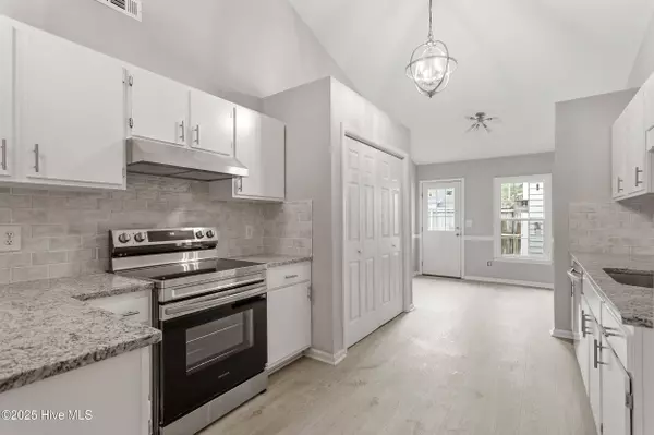 Greenville, NC 27834,3302 Midland CT #A