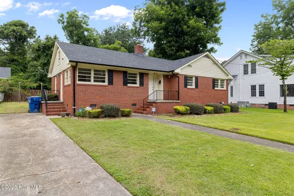 Kinston, NC 28501,1502 Queens RD
