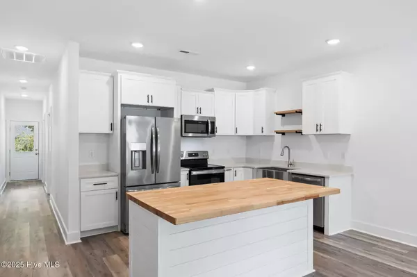 Shallotte, NC 28470,178 Wildwood ST NW