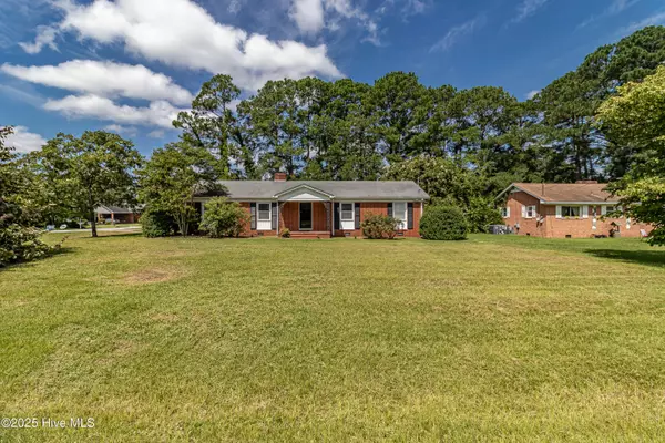 Goldsboro, NC 27530,1801 E Azalea DR