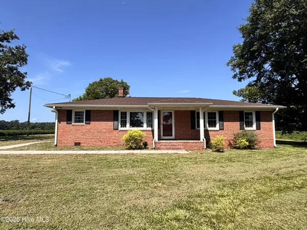 3765 Dunn RD, Roseboro, NC 28382