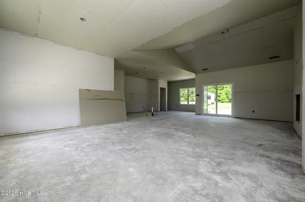 New Bern, NC 28562,682a Crump Farm RD