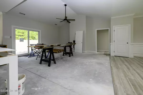 New Bern, NC 28562,682a Crump Farm RD
