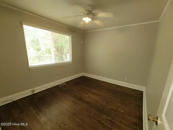 Southern Pines, NC 28387,350 W Wisconsin AVE
