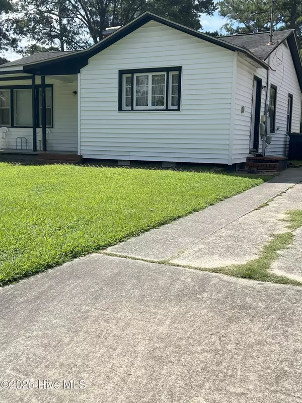 Wilson, NC 27893,605 Grove ST NE