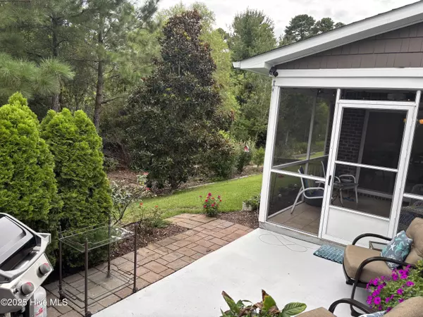 Leland, NC 28451,1052 Lanterns LN