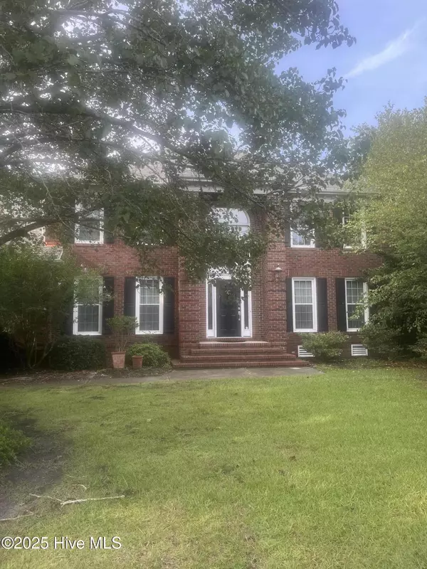 3300 Upton CT, Wilmington, NC 28409