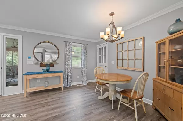 New Bern, NC 28560,131 Dare DR