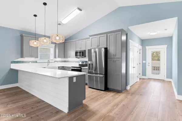 Oak Island, NC 28465,228 NE 56th ST
