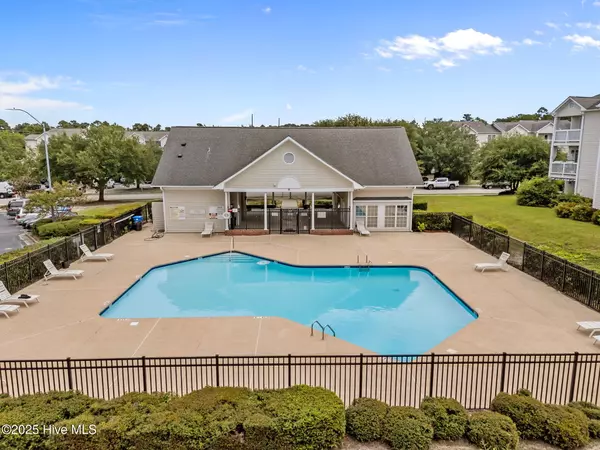 Wilmington, NC 28405,909 Litchfield WAY #B