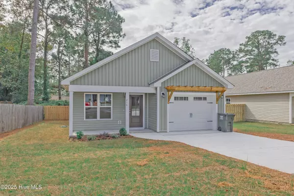 Rose Hill, NC 28458,218 E Church ST