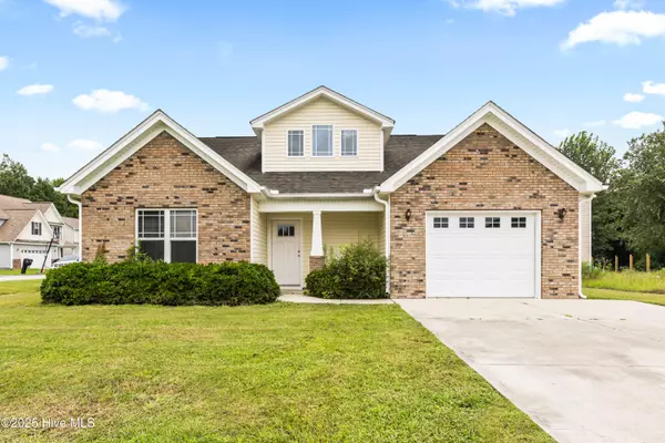 320 Hawks Bluff DR, New Bern, NC 28560