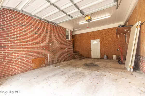 Dublin, NC 28332,6778 Albert ST