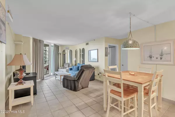 North Topsail Beach, NC 28460,2000 New River Inlet RD #Unit 3105