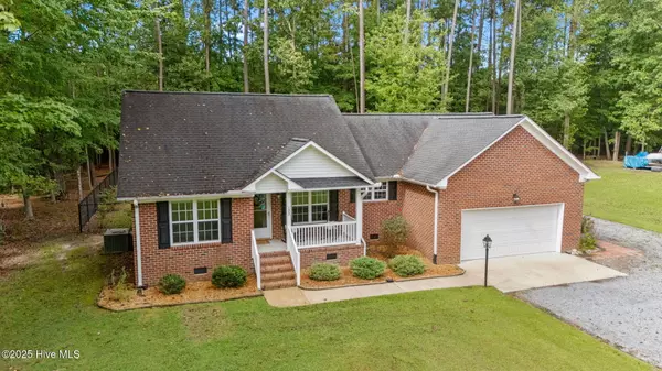Blounts Creek, NC 27814,122 Hill Creek RD