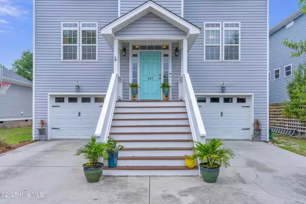 Carolina Beach, NC 28428,927 Carolina Sands DR