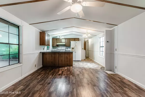 Ocean Isle Beach, NC 28469,7285 Brigadier AVE SW