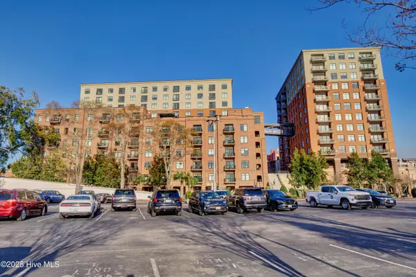 Wilmington, NC 28401,240 N Water ST #1255