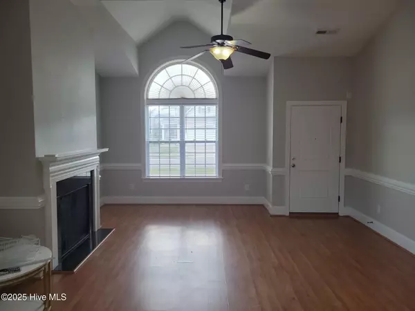 Greenville, NC 27834,2321 Dovedale DR #B