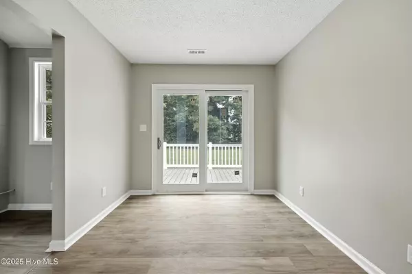 Elizabeth City, NC 27909,1150 Commissary RD