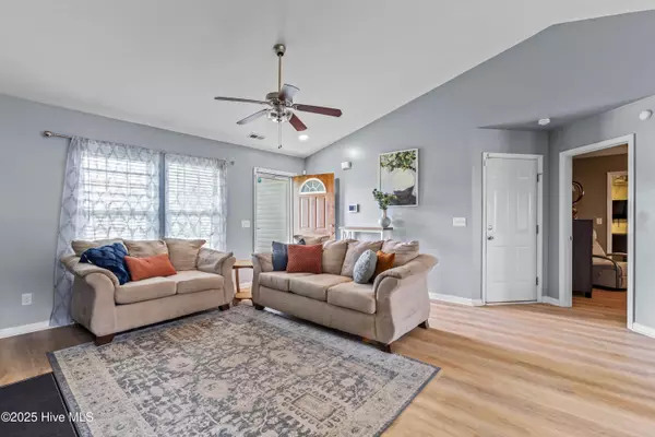 Richlands, NC 28574,400 Old Stage RD