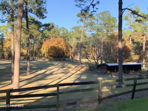 Southern Pines, NC 28387,292 Bump A Long LN