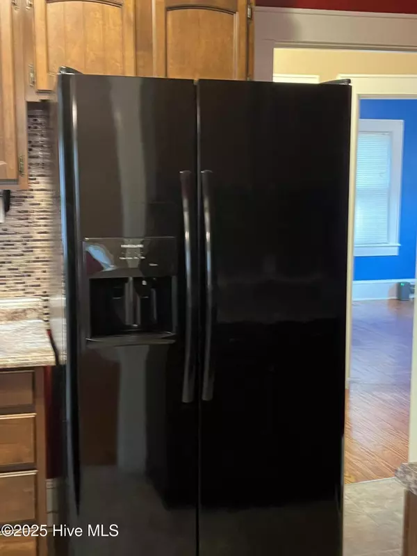 Williamston, NC 27892,604 School DR