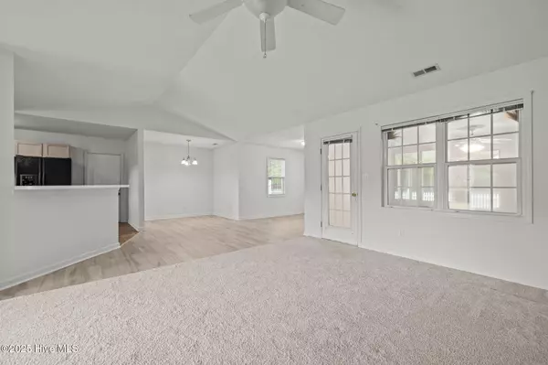 Hubert, NC 28539,148 Byrum Run