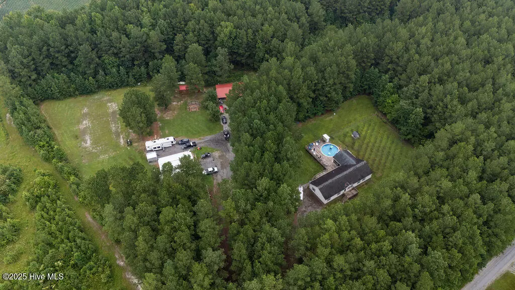 27 Crystal RD, Gates, NC 27937