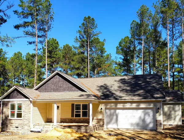 30121 Deercroft DR, Wagram, NC 28396