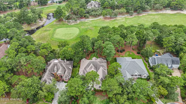 Ocean Isle Beach, NC 28469,537 Gladstone CIR SW